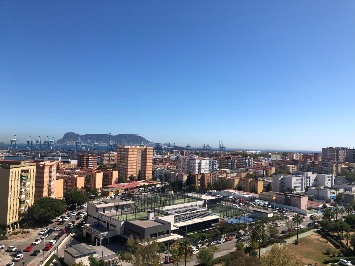 Апартаменти Piso Semicentrico Con Vistas A La Bahia De Альхесірас Екстер'єр фото
